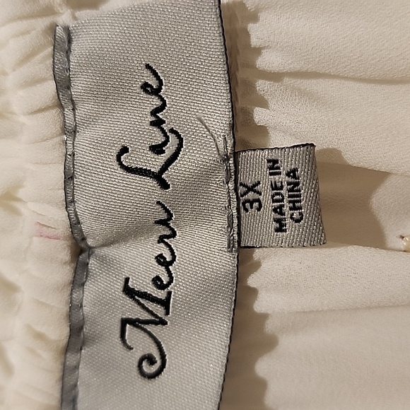 Meera Lane flowing ivory tunic with beautiful embroidery and tassels 3x - Picture 3 of 5